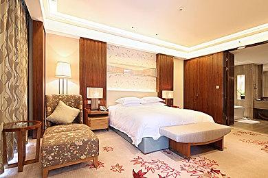 《使命召唤：战区》惊现充钱变强皮肤 可以让你隐身